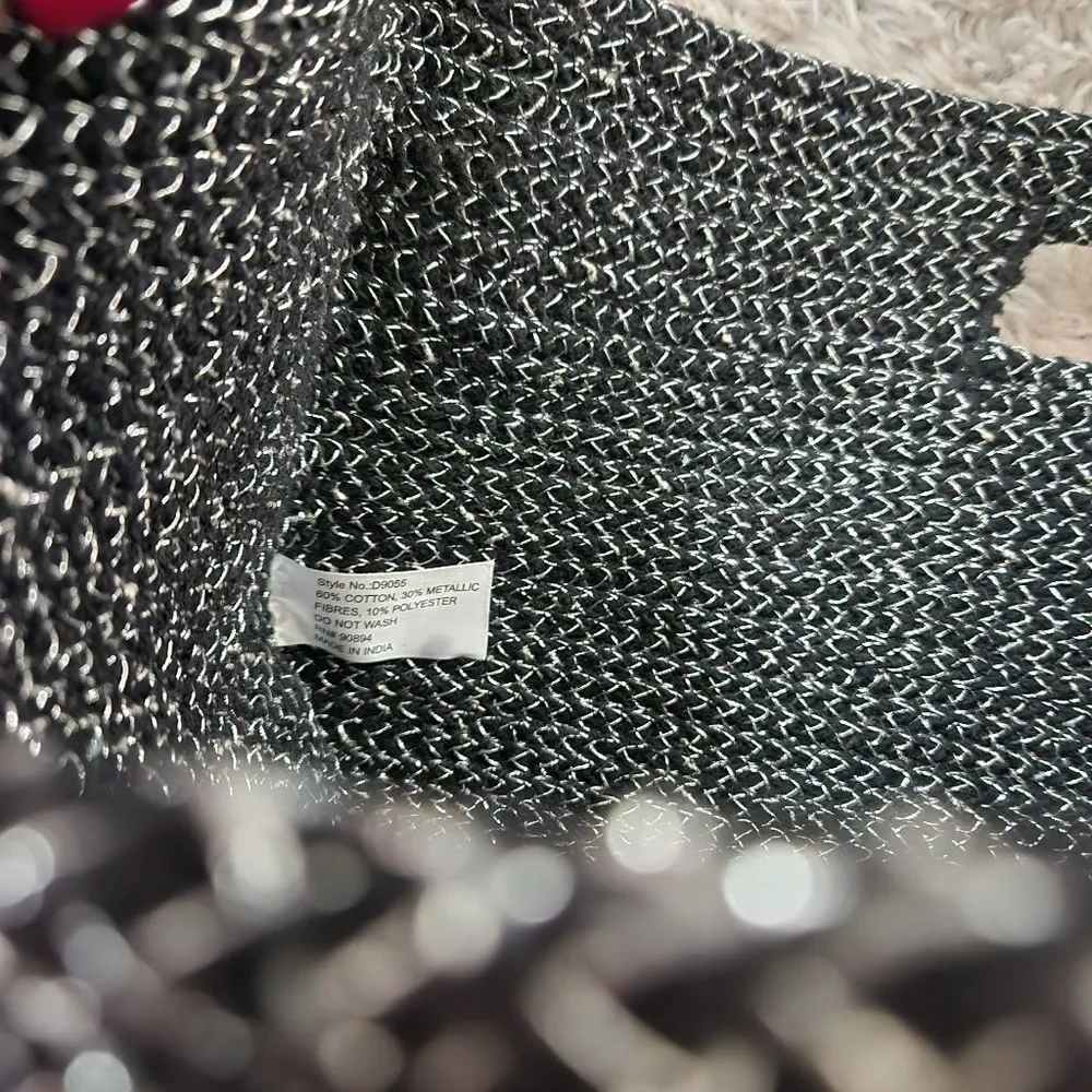 Magid Handbags Weaved Metallic Clutch Handbag Black and Silver - Picture 7 of 10